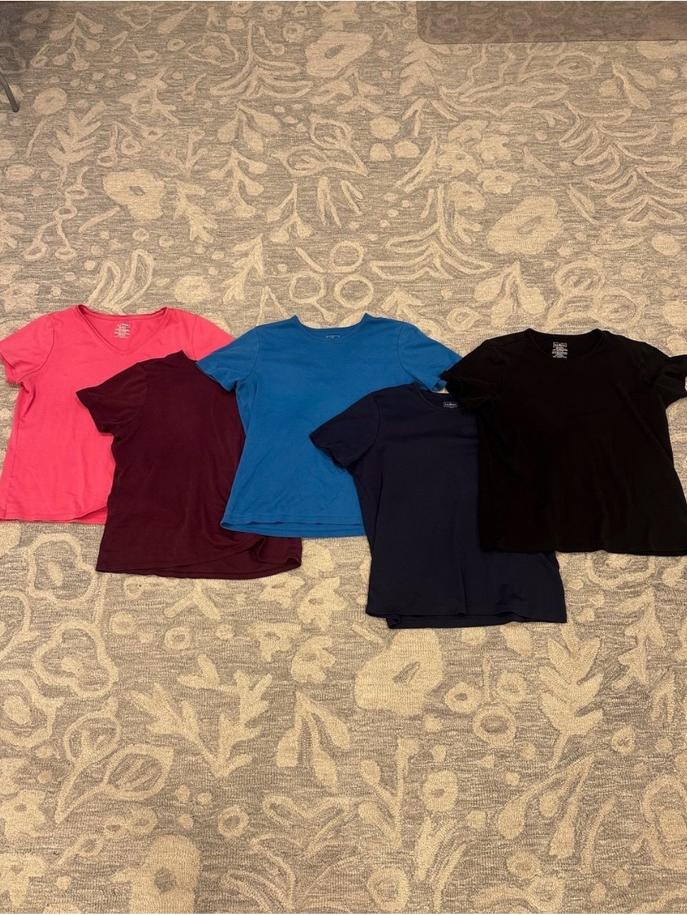 Lot of 5 LL Bean Women’s Pima Cotton Crewneck and 1 V Neck